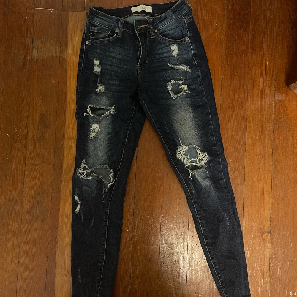 Size 25 kanCan jeans, swipe to see them on!!